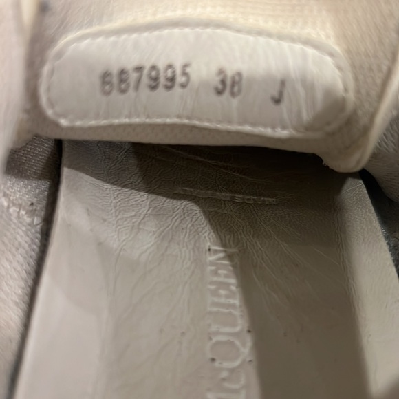 Alexander McQueen sprint runner trainers - Picture 11 of 13